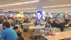 Restaurante de frango KFC Aeroporto Lisboa Lisboa