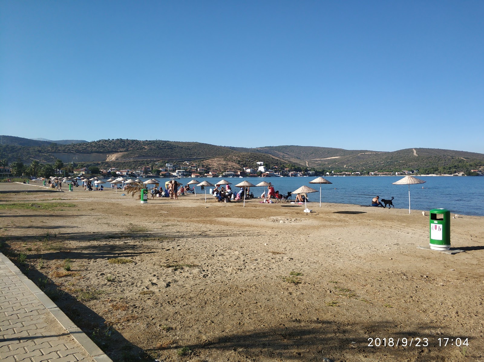 Balıklıova Plajı'in fotoğrafı - rahatlamayı sevenler arasında popüler bir yer