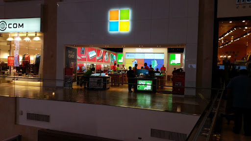 Computer Store «Microsoft Store - Westfield Canoga Park», reviews and photos, 6600 Topanga Canyon Blvd, Canoga Park, CA 91303, USA