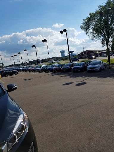 Kia Dealer «Barnett Kia», reviews and photos, 3610 Hwy 61 N, White Bear Lake, MN 55110, USA