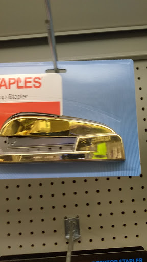 Office Supply Store «Staples», reviews and photos, 2180 MacArthur Rd, Whitehall, PA 18052, USA