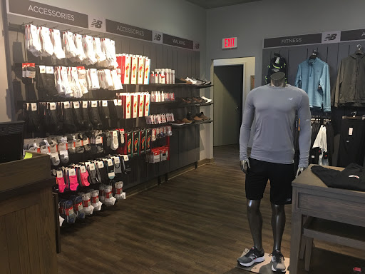 Shoe Store «New Balance Chicago», reviews and photos, 9636 W161st Street, Orland Park, IL 60467, USA