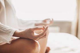 Lu Selva – Yoga und Meditation