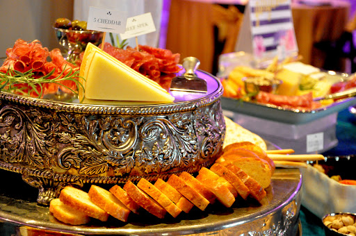 Banquet Hall «Jolie Banquet Catering Venue», reviews and photos, 6 W University Ave, Gainesville, FL 32601, USA