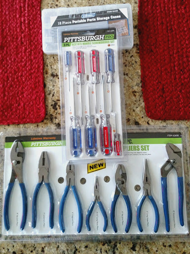 Hardware Store «Harbor Freight Tools», reviews and photos, 9131 College Pkwy STE 165, Fort Myers, FL 33919, USA