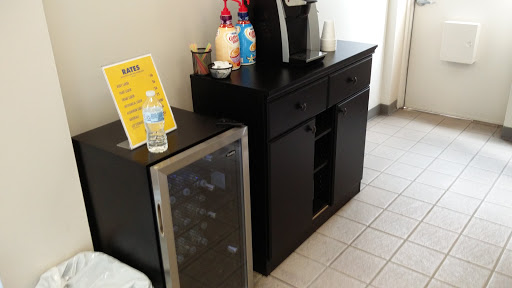 Auto Body Shop «Service King Collision Repair of West Goshen», reviews and photos, 1 Reservoir Rd, West Chester, PA 19380, USA