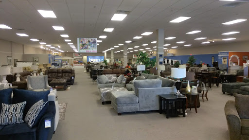 Farmers Home Furniture in Barnwell, South Carolina