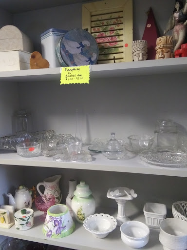 Thrift Store «Helping Hands Thrift Store», reviews and photos, 5530 Buford Hwy #307, Norcross, GA 30071, USA