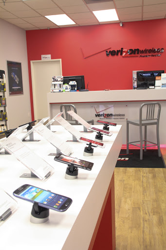 Cell Phone Store «Verizon Premium Retailer - Phone & Wireless», reviews and photos, 571 5 Cities Dr, Pismo Beach, CA 93449, USA