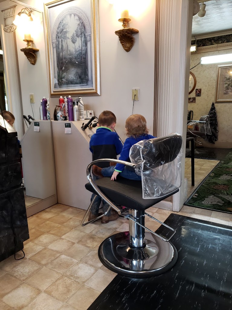 Suntan Shack Styling & Tanning 62812