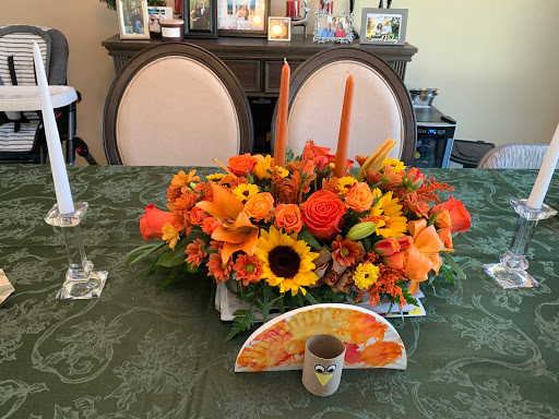 Family Florist, 1683 Deer Park Ave, Deer Park, NY 11729, USA, 