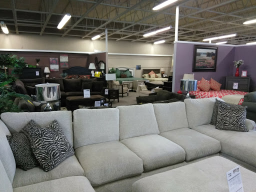 Furniture Store «JR Furniture Tigard», reviews and photos, 14255 SW Pacific Hwy, Tigard, OR 97224, USA