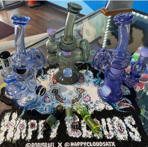 Tobacco Shop «Happy Clouds Smoke Shop», reviews and photos, 7205 N Lamar Blvd #200, Austin, TX 78752, USA