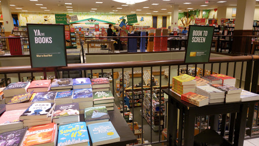 Book Store «Barnes & Noble», reviews and photos, 2051 N Federal Hwy, Fort Lauderdale, FL 33305, USA