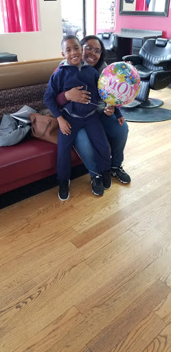 Barber Shop «Cut It Out Barbershop», reviews and photos, 7151 W Grand Ave, Chicago, IL 60707, USA