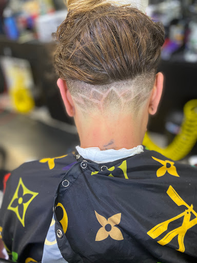 Barber Shop «Miami Fade Master Barber Shop», reviews and photos, 1736 Atlanta Hwy #300, Gainesville, GA 30504, USA