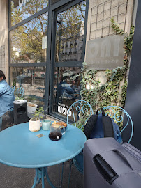 Atmosphère du Café ONI Coffee Shop à Paris - n°12