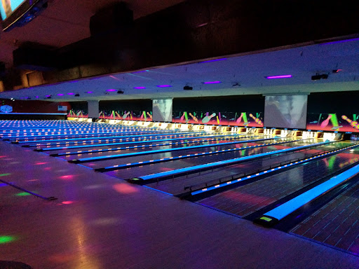 Bowling Alley «AMF Deer Valley Lanes», reviews and photos, 2902 W Thunderbird Rd, Phoenix, AZ 85053, USA