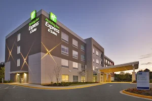 Holiday Inn Express & Suites South Hill, an IHG Hotel image