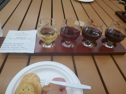 Brewery «Wild Blossom Meadery and Winery», reviews and photos, 9030 S. Hermitage Ave, Chicago, IL 60620, USA