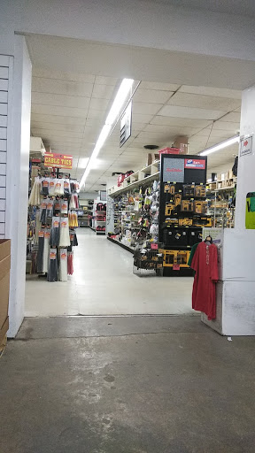 Home Improvement Store «Strasser True Value Hardware», reviews and photos, 910 Southwest Blvd, Kansas City, KS 66103, USA