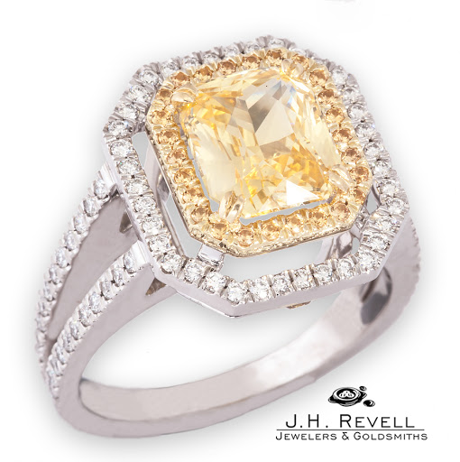 Jewelry Store «Revell Jewelers», reviews and photos, 904 Middle Rd, Bettendorf, IA 52722, USA