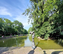 Bockenheimer Anlage Fountain photo