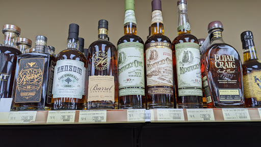 Liquor Store «Liquor At Ovation», reviews and photos, 7850 Lake Wilson Rd, Davenport, FL 33896, USA