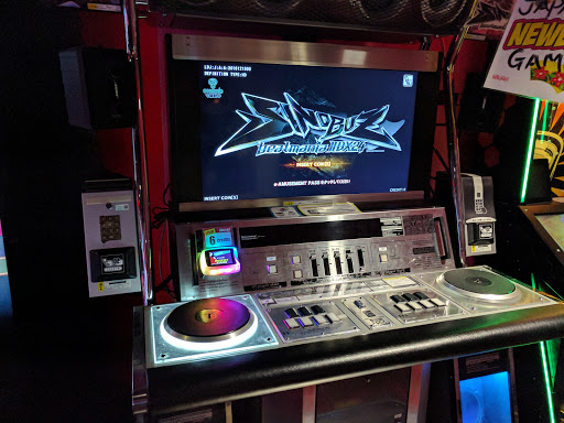 Video Arcade «Round 1», reviews and photos