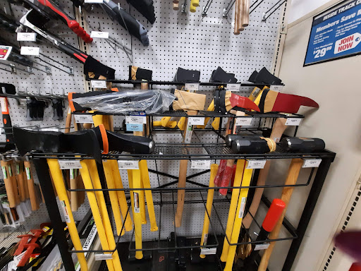 Hardware Store «Harbor Freight Tools», reviews and photos, 2821 Reeves St, Dothan, AL 36303, USA