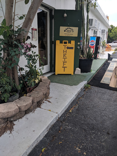 Thrift Store «OddBalls Nifty Thrift», reviews and photos, 530 NE 13th St, Fort Lauderdale, FL 33304, USA