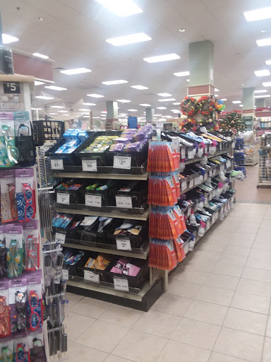 Home Goods Store «Christmas Tree Shops», reviews and photos, 340 Patriot Pl, Foxborough, MA 02035, USA