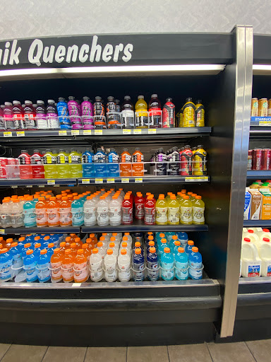 Convenience Store «Quik Stop», reviews and photos, 1510 E Washington St, Petaluma, CA 94954, USA