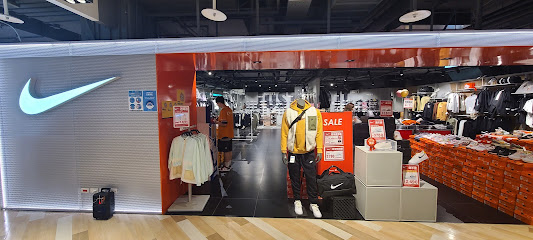 Nike 經銷商門市 - 桃園站前新光 Nike 兒童專賣店