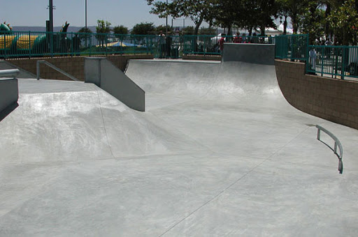 California Oaks Skate Park