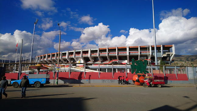 Comentarios y opiniones de Estadio Huancayo
