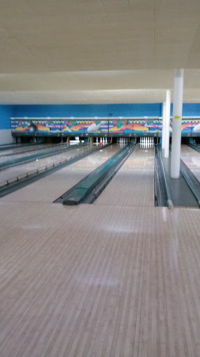 Bowling Alley «Bowling Center», reviews and photos, 1231 S Scott St, Bluffton, IN 46714, USA