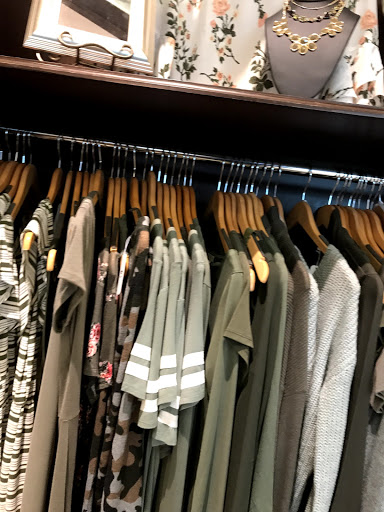 Fashion Accessories Store «Charming Charlie», reviews and photos, 5175 Deerfield Blvd, Mason, OH 45040, USA