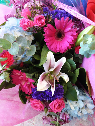 Florist «Lichas Flower Shop», reviews and photos, 4645 Huntington Dr N, Los Angeles, CA 90032, USA