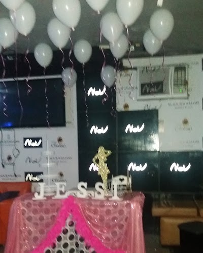 Photos of De Fiesta En Fiesta