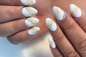 Sen Nails & Beauty image