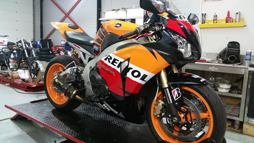 Motorcycle Repair Shop «Right Side Up Kreations», reviews and photos, 1275 Mt Read Blvd South Srv Rd, Rochester, NY 14606, USA