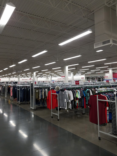 Clothing Store «Burlington Coat Factory», reviews and photos, 1965 N Pebble Creek Pkwy, Goodyear, AZ 85395, USA