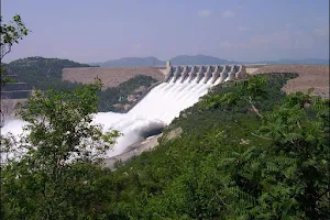 Mangla Dam Lake image