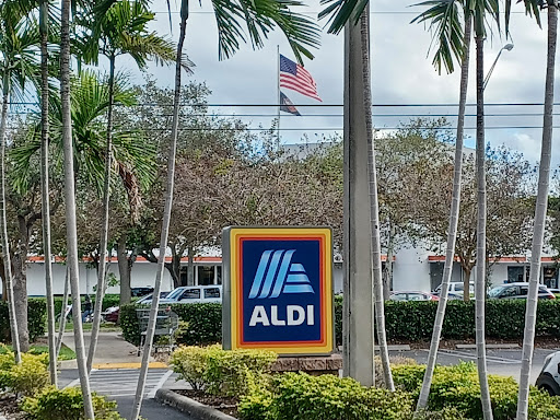 Supermarket «ALDI», reviews and photos, 19650 S Dixie Hwy, Cutler Bay, FL 33157, USA
