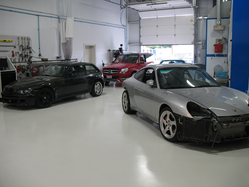 Auto Body Shop «J.A.W. Auto, L.L.C.», reviews and photos, 1391 Industrial Dr C, Lake in the Hills, IL 60156, USA