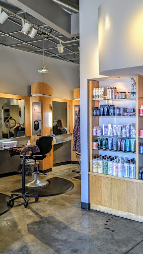 Hair Salon «Pump Salon», reviews and photos, 2739 Edmondson Rd, Cincinnati, OH 45209, USA