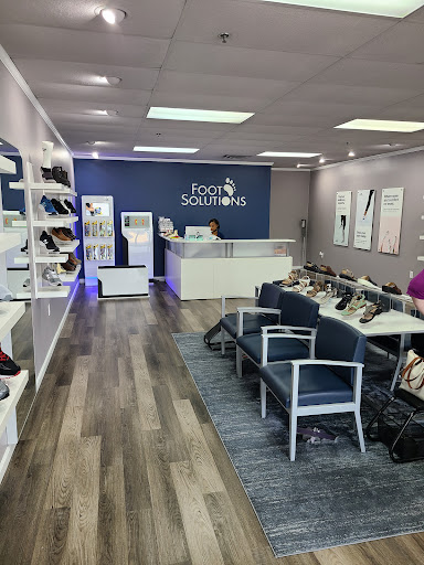 Shopping Mall «Haynes Market Shopping Center», reviews and photos, 3000 Old Alabama Rd, Johns Creek, GA 30022, USA