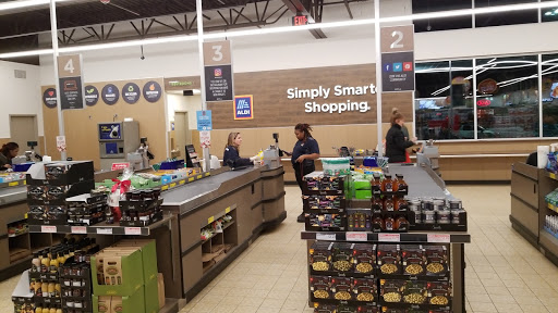 Supermarket «ALDI», reviews and photos, 238 Boston Post Rd, Milford, CT 06460, USA