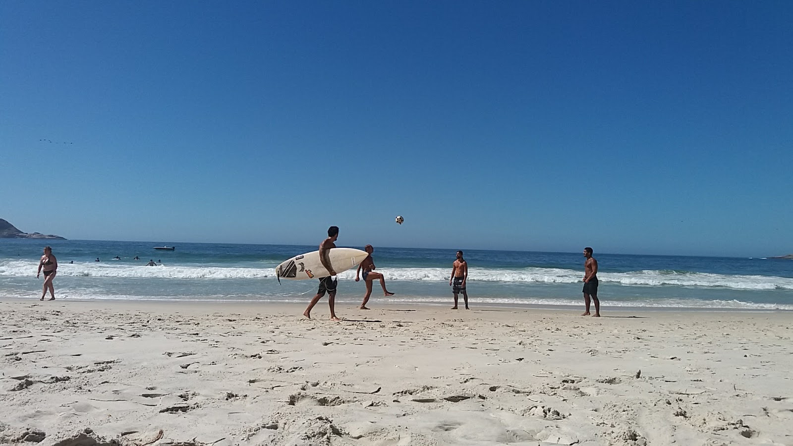 Foto de Praia da Joatinga e o assentamento